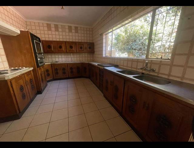 4 BEDROOM HOUSE FOR SALE IN RANDHART